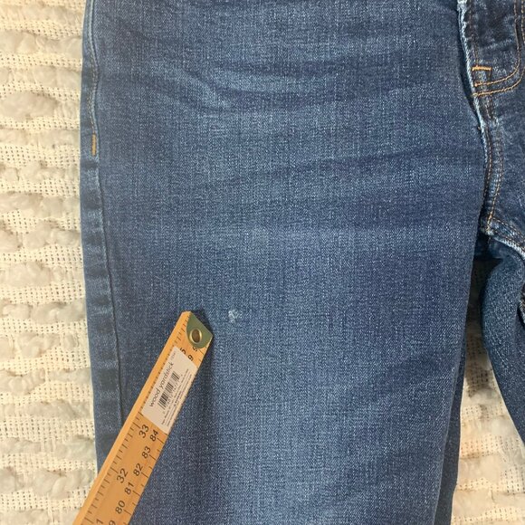 OLD NAVY MENS 34X32 BLUE JEANS TAPERED STRETCH CASUAL OUTDOOR (34X31) - Picture 3 of 15